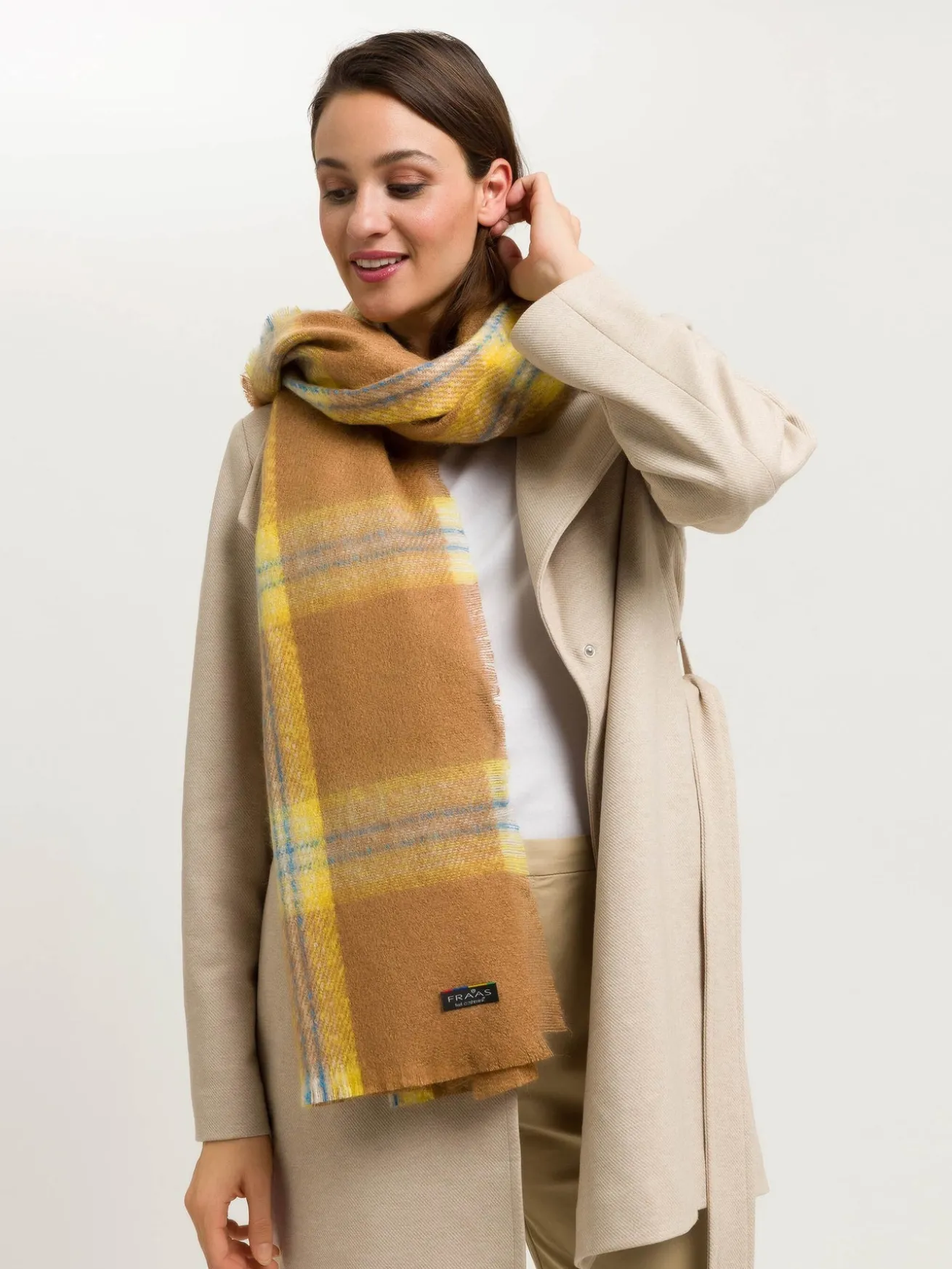 Cashmink-Stola mit XL Karo-Design