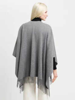Einfarbiger Poncho aus reiner Wolle