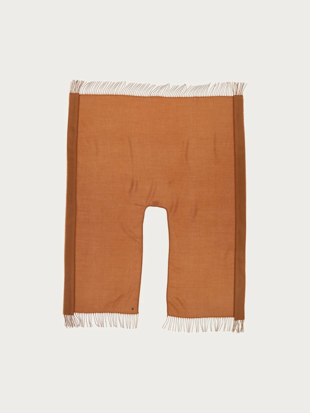 Einfarbiger Poncho aus reinem Polyacryl - Made in Germany