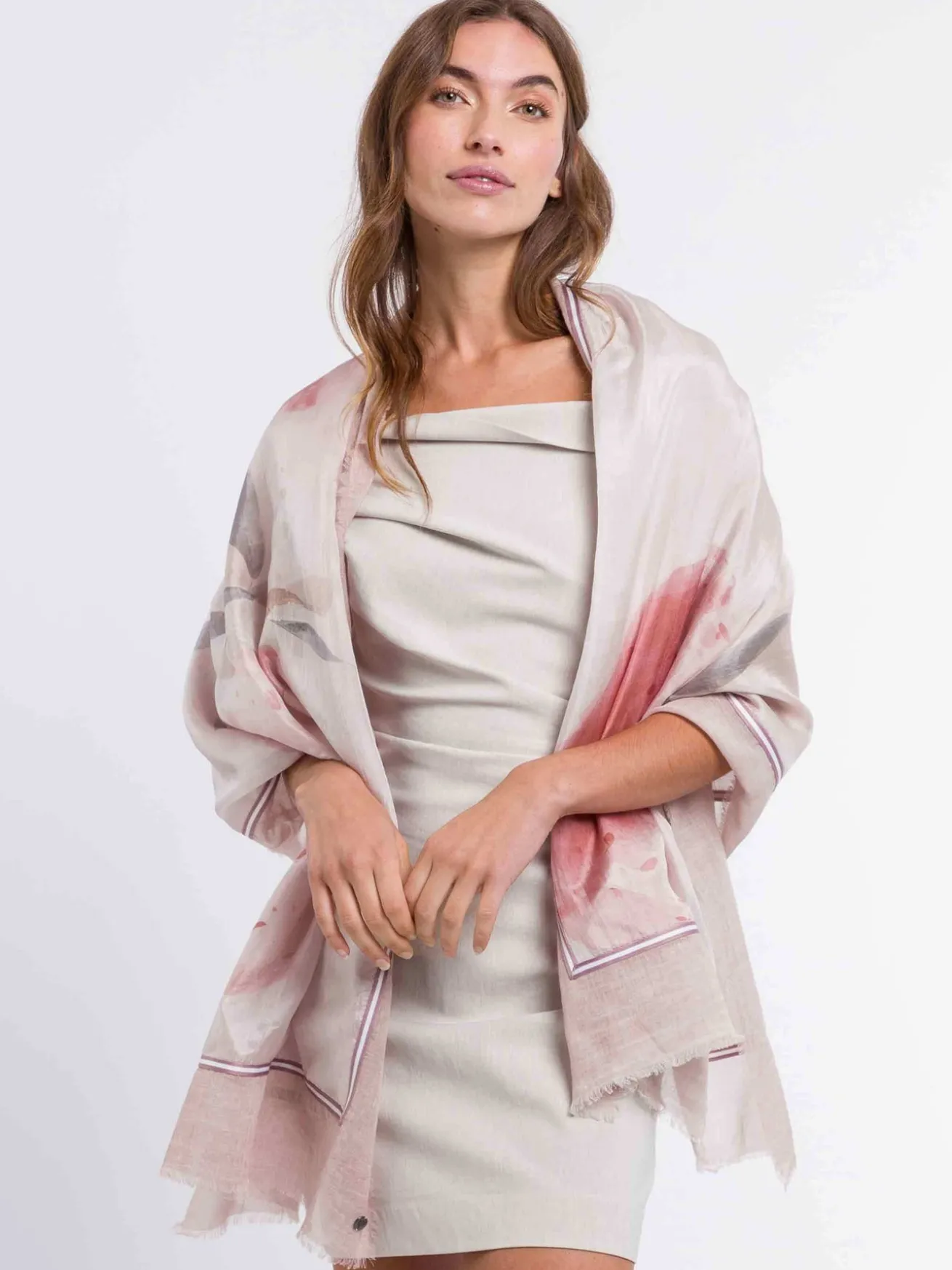Patchwork-Stola mit Erdbeer-Print in Seide auf Baumwolle