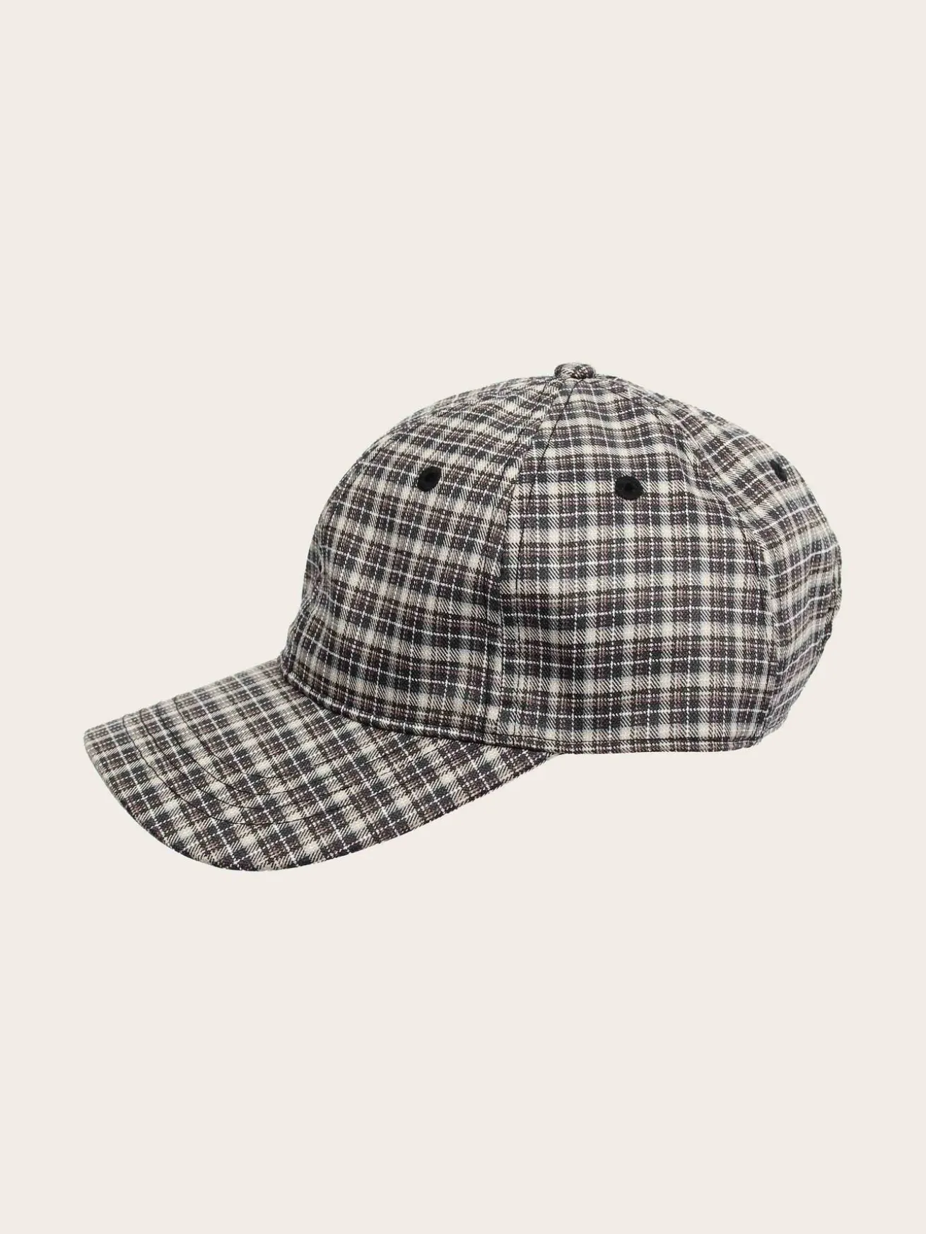 Sommerliche bugatti Baseballkappe mit klassischem Karomuster