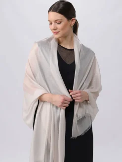 Stola mit zartem Glitzer