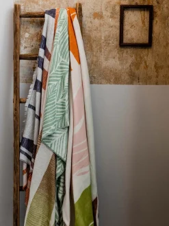 Sustainability Edition - Decke mit Blätter-Design - Made in Germany