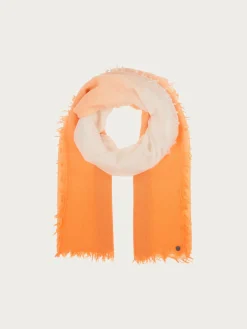 Wollschal im Ombré-Design