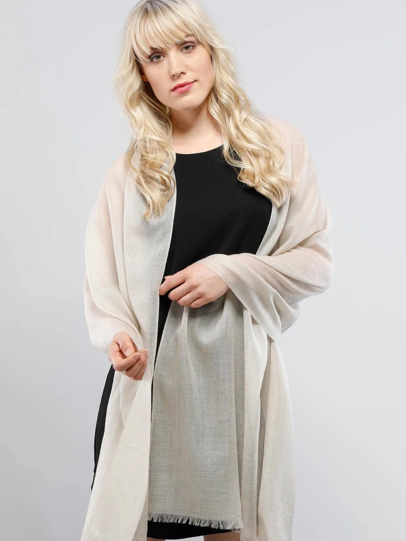 Zarte einfarbige Pashmina aus reinem Kaschmir